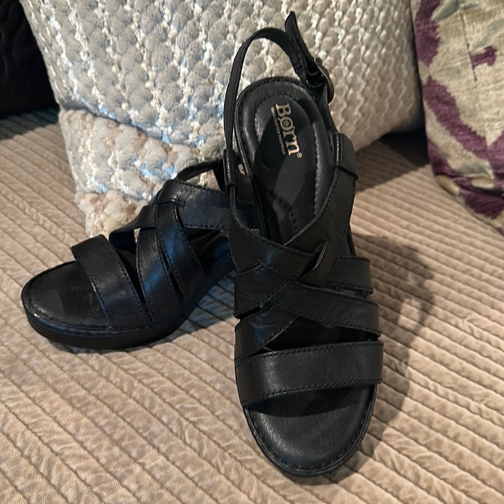Born “Earvin” sandal